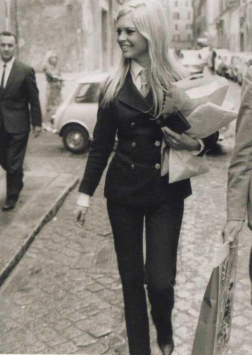 Nos icônes en tailleur - Brigitte Bardot - NUYHENN